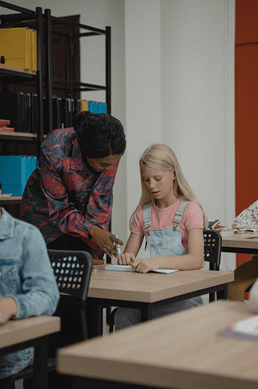 scholarship teacher explains to student